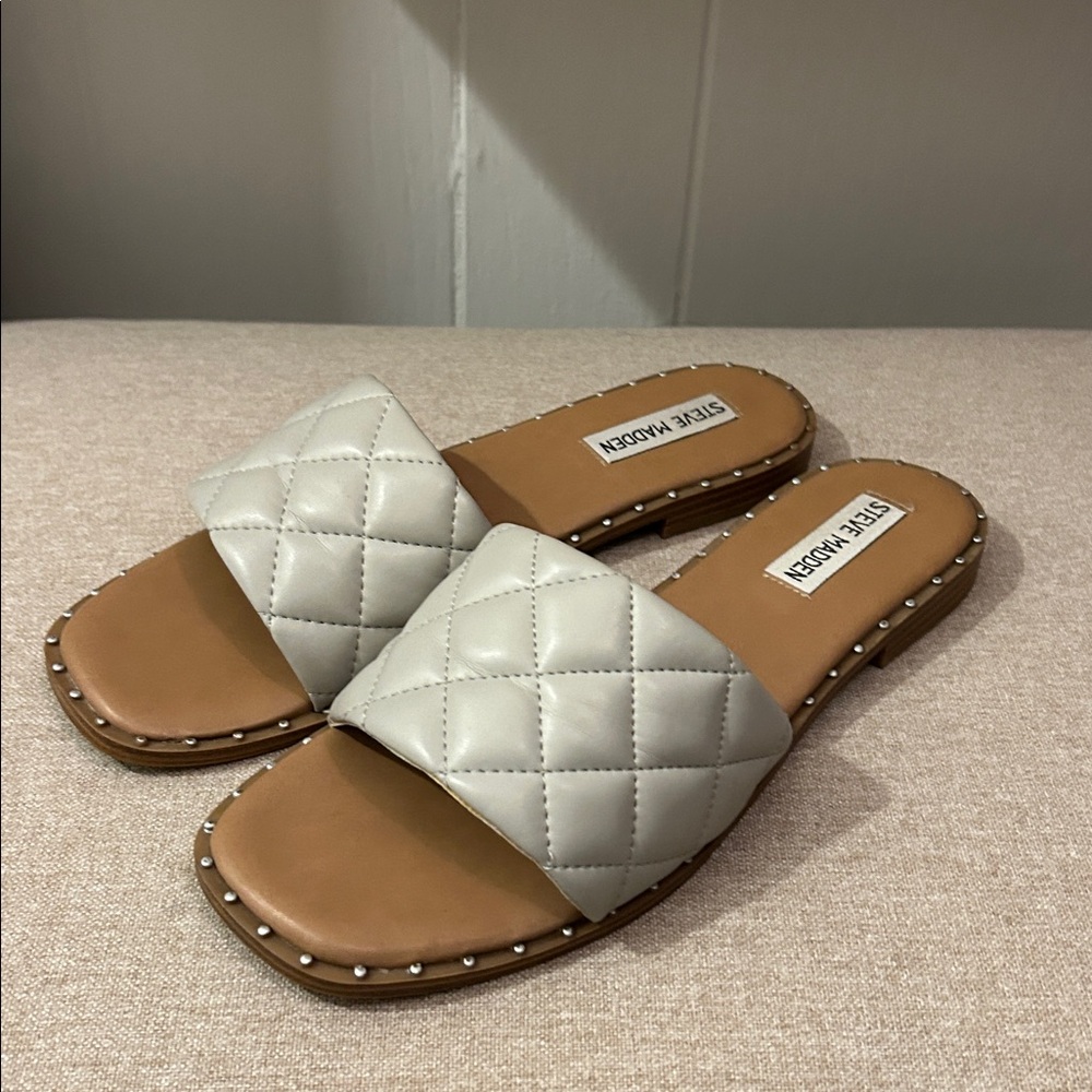 Steve Madden Quilted Slide Sandals, Women’s size 8